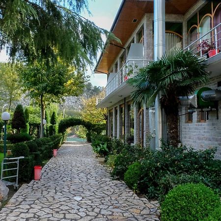 Buna Park Hotel Shkoder Luaran gambar