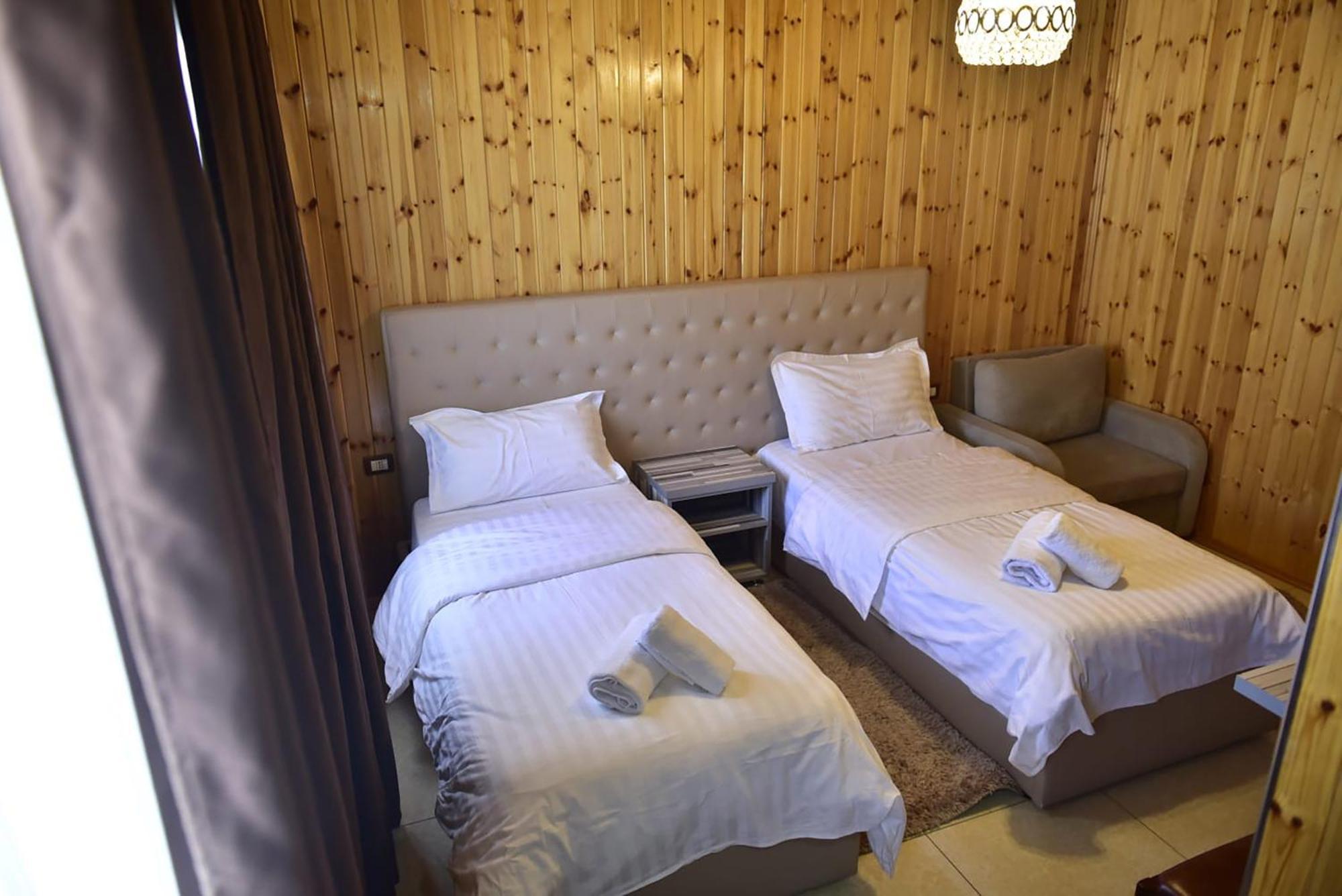 Buna Park Hotel Shkoder Luaran gambar