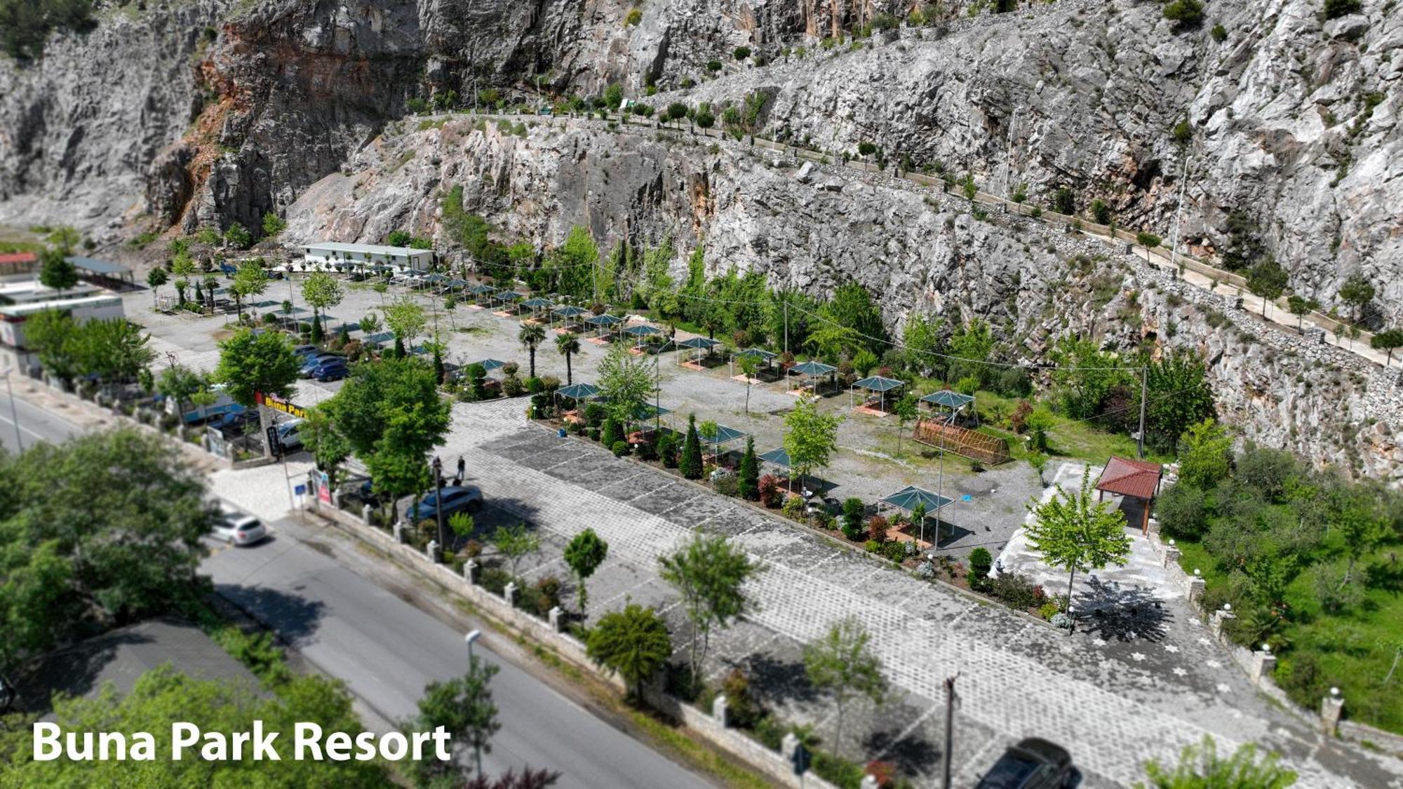 Buna Park Hotel Shkoder Luaran gambar