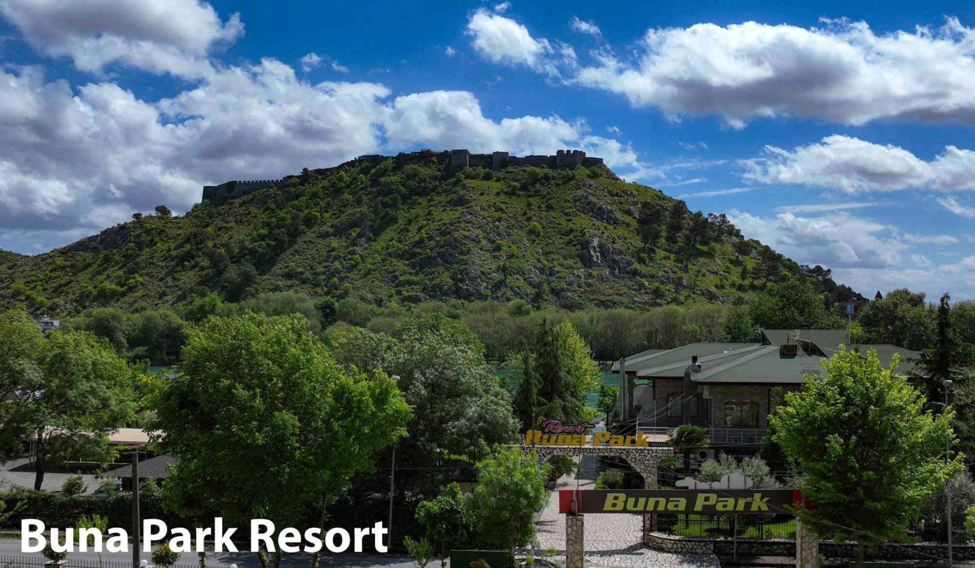 Buna Park Hotel Shkoder Luaran gambar