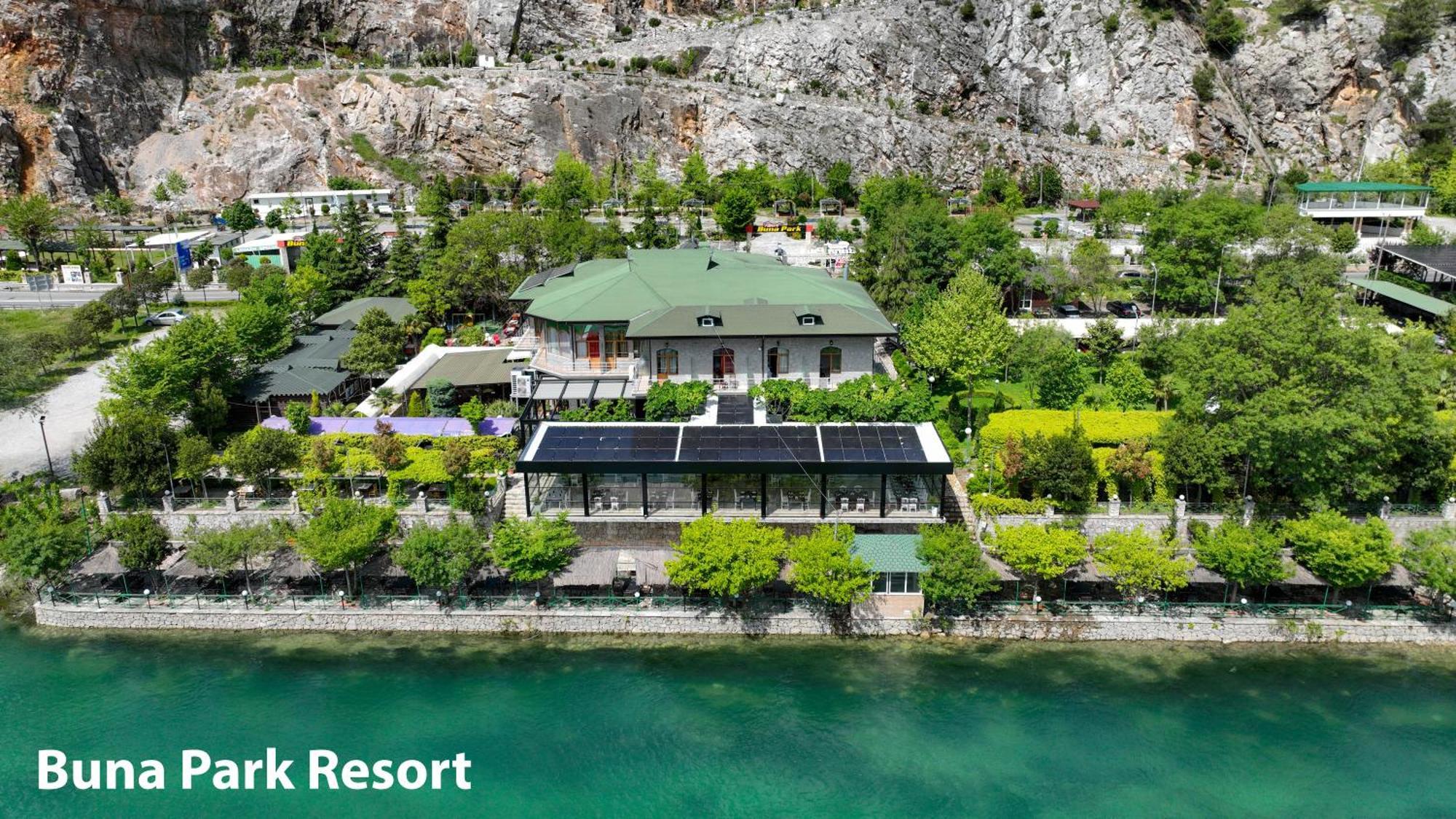 Buna Park Hotel Shkoder Luaran gambar