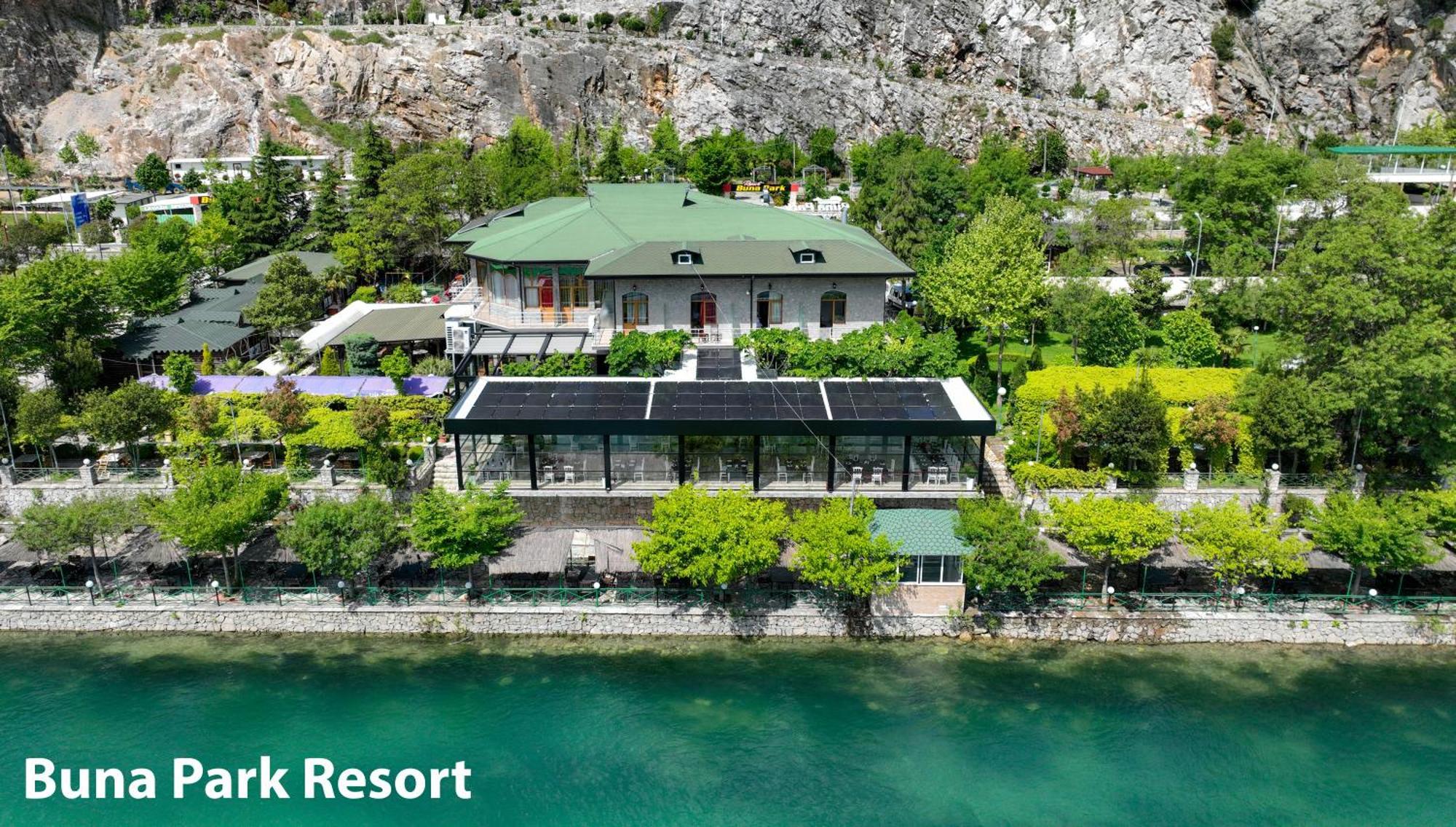 Buna Park Hotel Shkoder Luaran gambar